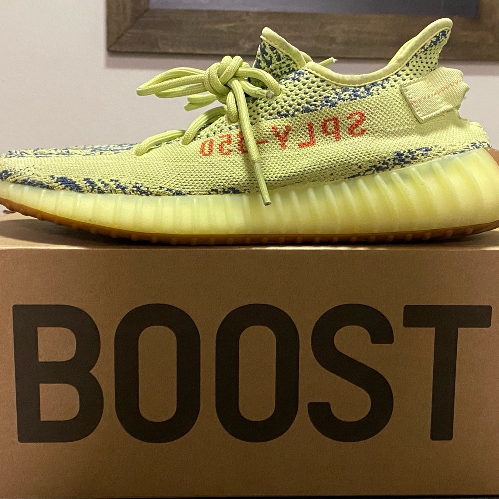 Men’s Yeezy Boost. Size 10.